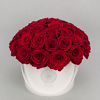 Flower box with red roses, delivery in Vilnius