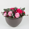 Arrangement with preserved roses. Flower delivery in Vilnius Beatričės Gėlių Namai