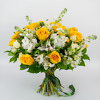 Bouquet with yellow roses flower delivery service in Vilnius Beatričės Gėlių Namai
