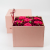 Flower box flower delivery service in Vilnius Beatričės Gėlių Namai